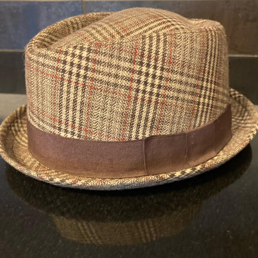 D & Y Fedora - Picture 8 of 8